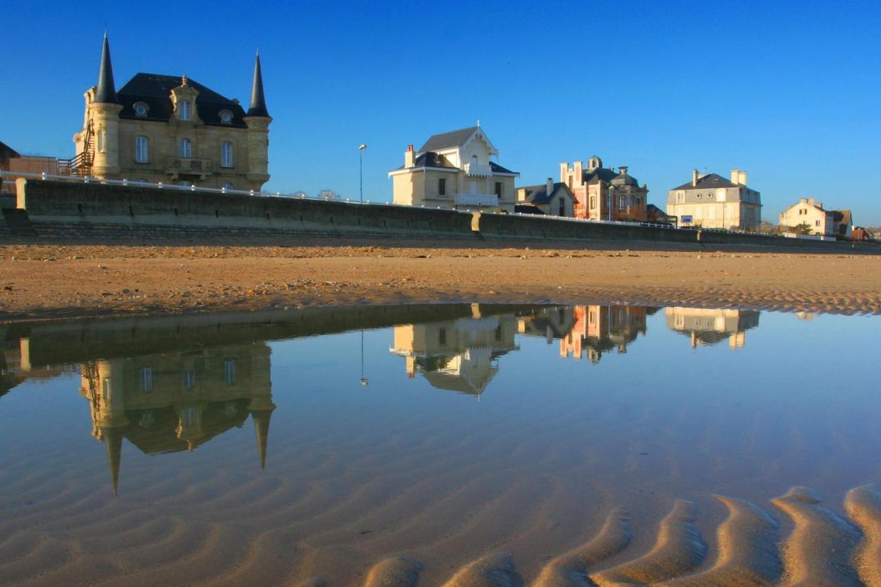Grand duplex lumineux près Port en Bessin, Bayeux, Omaha Beach, plages du débarquement Commes Extérieur photo